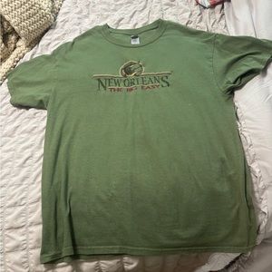 Vintage green New Orleans tshirt